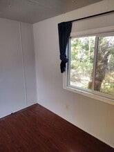 1819 Green Siding Rd in Roseburg, OR - Building Photo - Building Photo