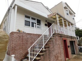 21 W 14th St in Bayonne, NJ - Building Photo
