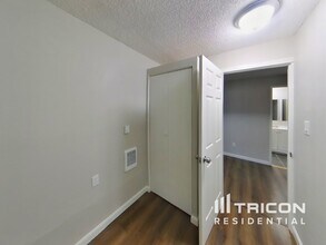 8408 E F St in Tacoma, WA - Building Photo - Building Photo