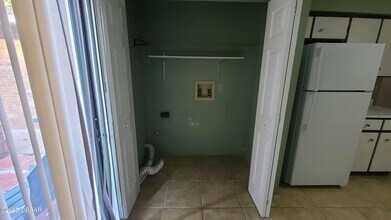 140 Laughing Gull Ct in Daytona Beach, FL - Building Photo - Building Photo