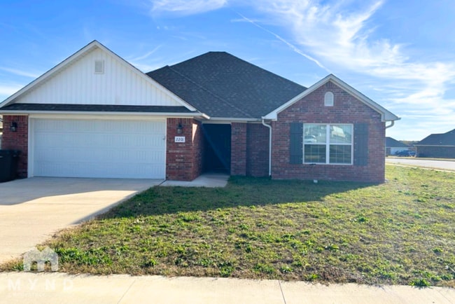 2201 Misti Woods St in Gentry, AR - Building Photo - Building Photo