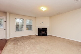 2716 Miranda Dr in Murfreesboro, TN - Foto de edificio - Building Photo