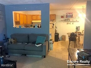 175 Adams St in Newton, MA - Foto de edificio - Building Photo