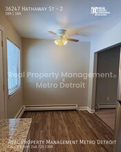 36247 Hathaway St in New Baltimore, MI - Building Photo - Building Photo