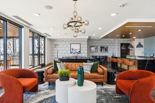 Oso Apartments in Denver, CO - Building Photo