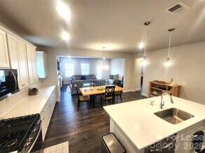 4005 Puddle Pond Rd in Indian Trail, NC - Building Photo - Building Photo