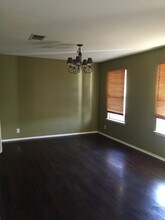 5606 Dhaka View in San Antonio, TX - Building Photo - Building Photo