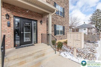 1513 Maple St, Unit 201 in Bethlehem, PA - Building Photo - Building Photo