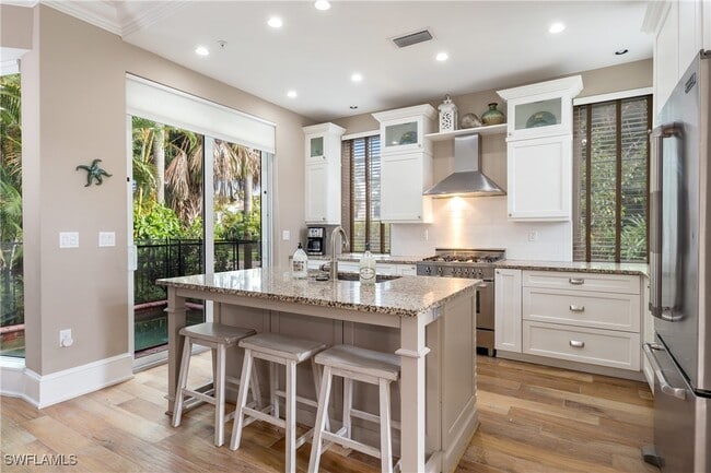 property at 993 8th St S