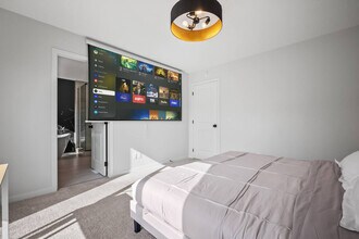 53 Edith Cres NW in Calgary, AB - Building Photo - Building Photo