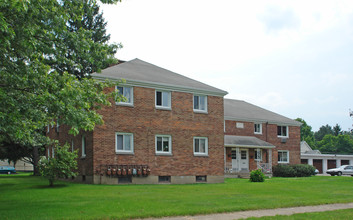 Maplehurst Apartments in Greece, NY - Building Photo - Building Photo