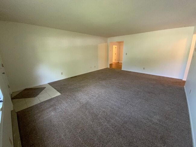 property at 207-207 Briarcrest Ct