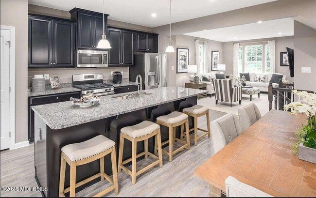 401 High Pointe Ln in Tinton Falls, NJ - Building Photo - Building Photo