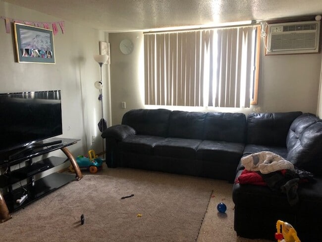 property at 902 Benton Dr