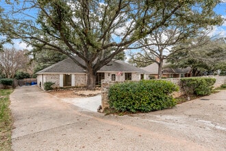7105 Fish Pond Rd in Waco, TX - Building Photo - Building Photo