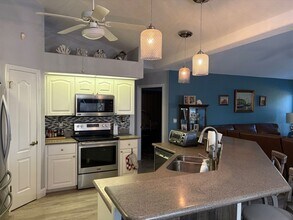 565 Boundary Blvd in Rotonda West, FL - Building Photo - Building Photo