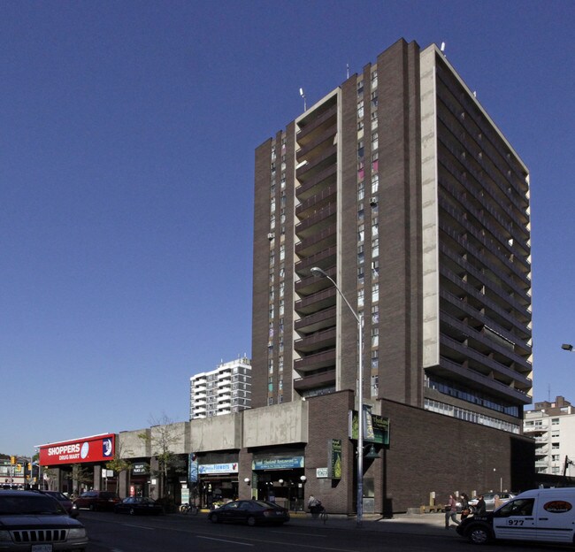 Bloor-Annex Residences Toronto in Toronto, ON - Building Photo - Building Photo