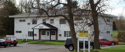 New Yorker Complex in Canastota, NY - Building Photo - Building Photo