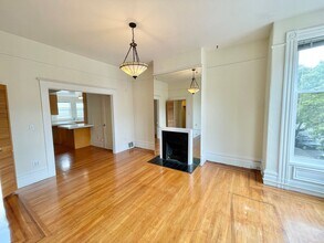 49 Sanchez St in San Francisco, CA - Building Photo - Building Photo