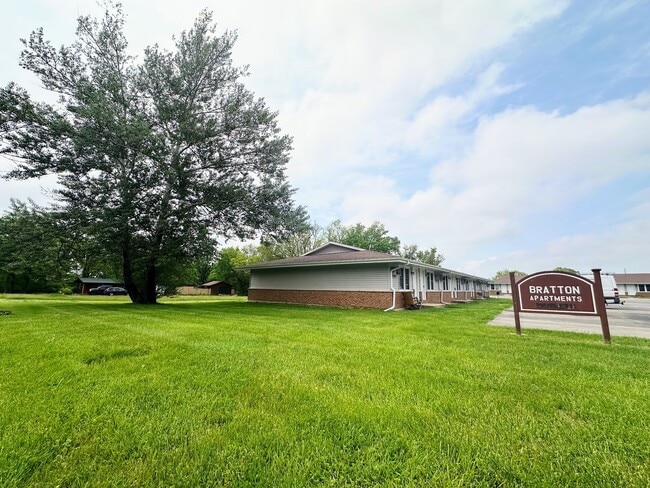 property at 1014 Bratton Ave