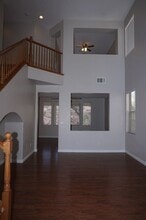 10663 Peach Creek St in Las Vegas, NV - Building Photo - Building Photo