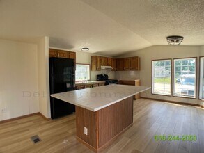 3329 Wesler Dr in Gobles, MI - Building Photo - Building Photo