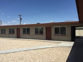 2524 McCarran St in North Las Vegas, NV - Building Photo - Building Photo