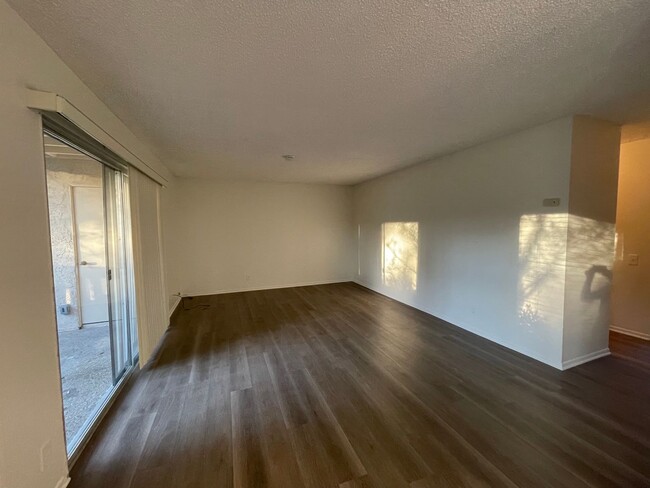 property at 3162 Via Alicante