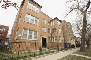 1454 W Winnemac Ave in Chicago, IL - Building Photo