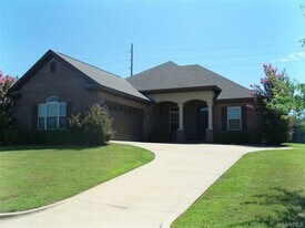 708 Briarcliff Pl in Prattville, AL - Building Photo