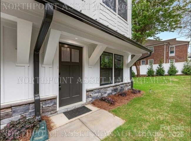 property at 1413 Kenilworth Ave