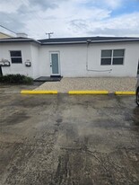 1975 NW 24th Ct in Miami, FL - Building Photo
