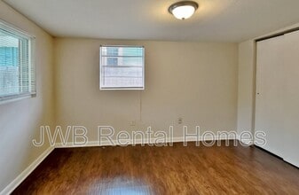 516 W 60th St in Jacksonville, FL - Building Photo - Building Photo