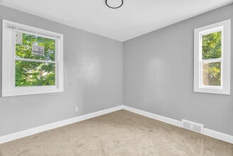 9813 Nottingham Rd in Detroit, MI - Building Photo - Building Photo