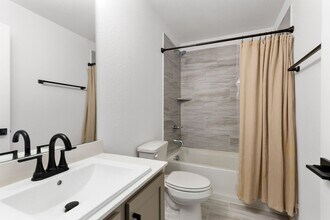 1227 Stockton Trl in Red Oak, TX - Building Photo - Building Photo