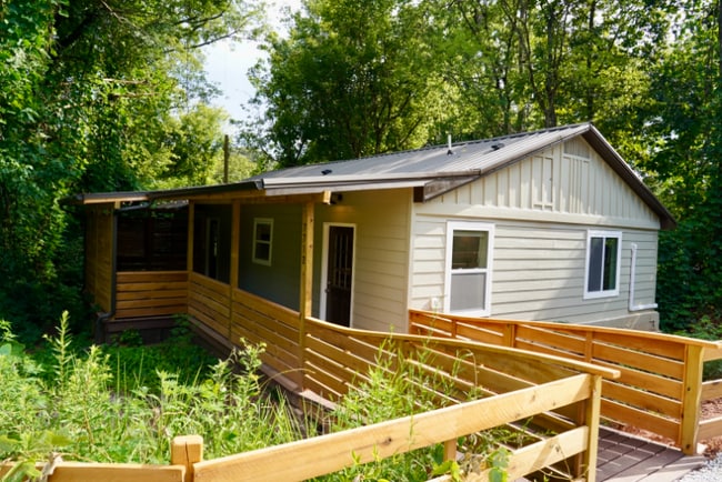 property at 7712 Sevierville Pike