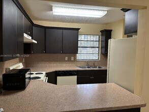 3610 SW 112th Ave in Miami, FL - Building Photo - Building Photo