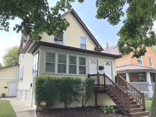 509 Beloit Ave in Forest Park, IL - Foto de edificio - Building Photo