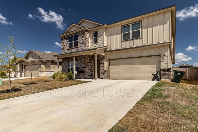 property at 709 Stonemanor Bay