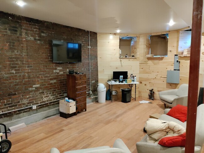 107 Brunswick St, Unit 1 photo'