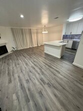 2710 Northampton Dr in Rolling Meadows, IL - Building Photo - Building Photo