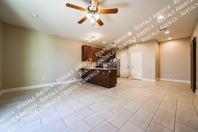 property at 1406 W Main St