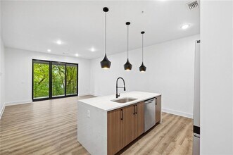 112 Rogers St NE in Atlanta, GA - Building Photo - Building Photo