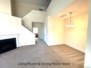 11619 Stockdale Ct in Pineville, NC - Foto de edificio - Building Photo