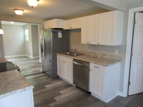 9823 Clarence St in Panama City Beach, FL - Foto de edificio - Building Photo