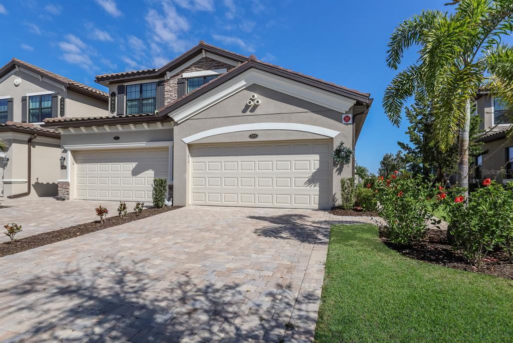 18017 Gawthrop Dr in Bradenton, FL - Building Photo