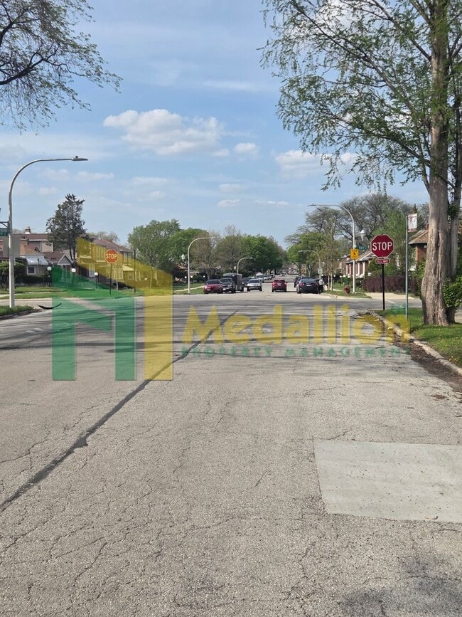 9307 S Indiana Ave in Chicago, IL - Building Photo - Building Photo