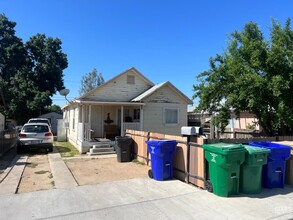 309 Wilson Ave in Bakersfield, CA - Building Photo - Building Photo