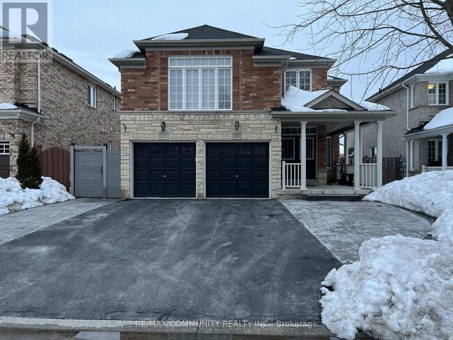 property at 21 Hazeldine Dr