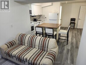 1169 Shore Acres Dr in Innisfil, ON - Building Photo - Building Photo